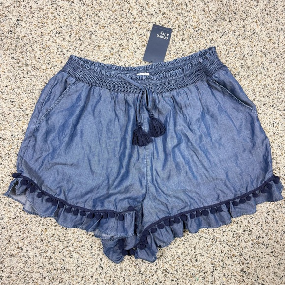 Crown & Ivy Shorts Womens XXL Ruffle Tassel Hem Pockets Elastic Waist Boho Blue - Picture 7 of 7